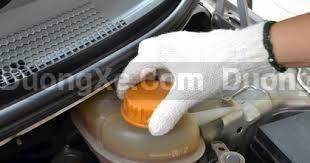 Chọn Nước Làm Mát Phù Hợp Cho Xe Ô Tô: Bền Và Hiệu Quả?