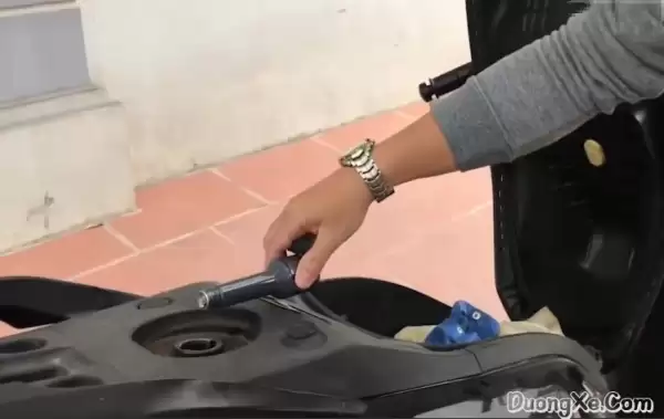 Senfineco 9926 Fuel Injector Cleaner – Làm sạch kim phun xe máy - Hình 1