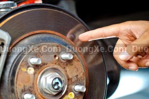 8 Bước Bảo Dưỡng Hệ Thống Phanh Xe Định Kỳ