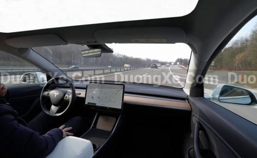 Hướng Dẫn Sử Dụng Autopilot - Lái Xe Tự Động Trên Xa Lộ