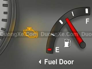 Tại Sao Đèn Báo Lỗi Động Cơ (Check Engine) Nhấp Nháy Rồi Tắt ?